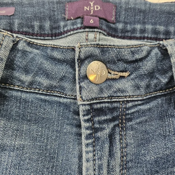 NYDJ Annabelle Skinny Boyfriend Jeans Size 6 Medium Wash Lift Tuck Stretch Denim - Picture 12 of 12